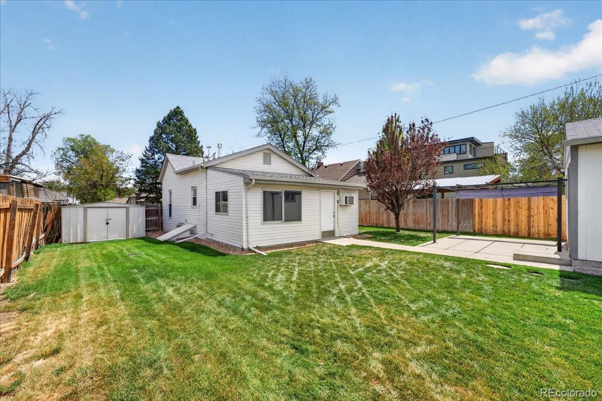 2831 S Acoma Street Englewood CO 80110