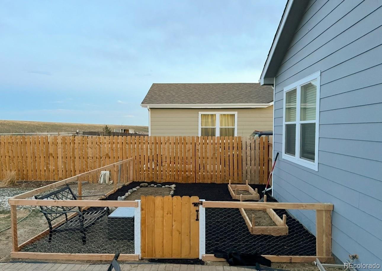 192 S 4 Avenue Deer Trail CO 80105