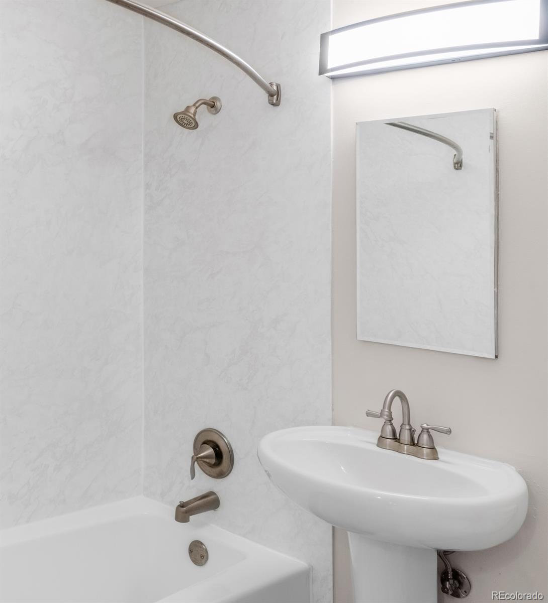 5099 S Linden Drive Englewood CO 80110