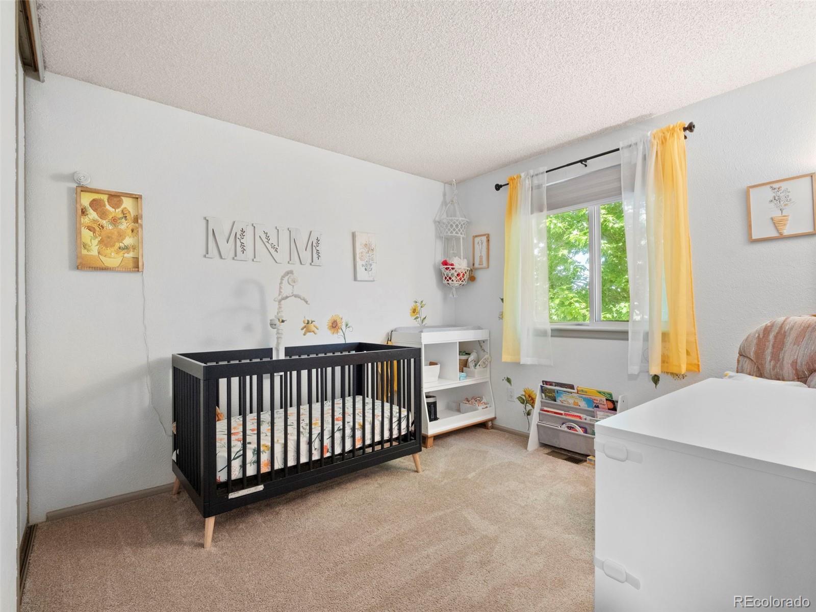 4594 Granby Way Denver CO 80239