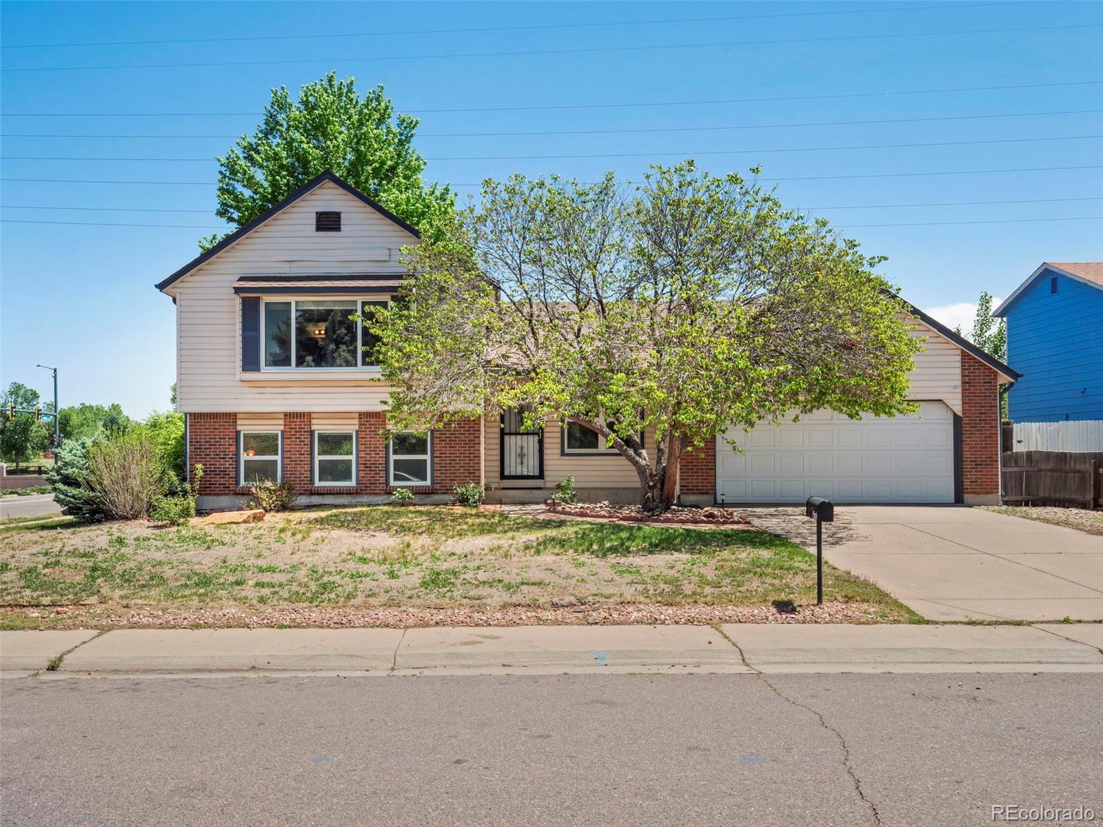 4594 Granby Way Denver CO 80239