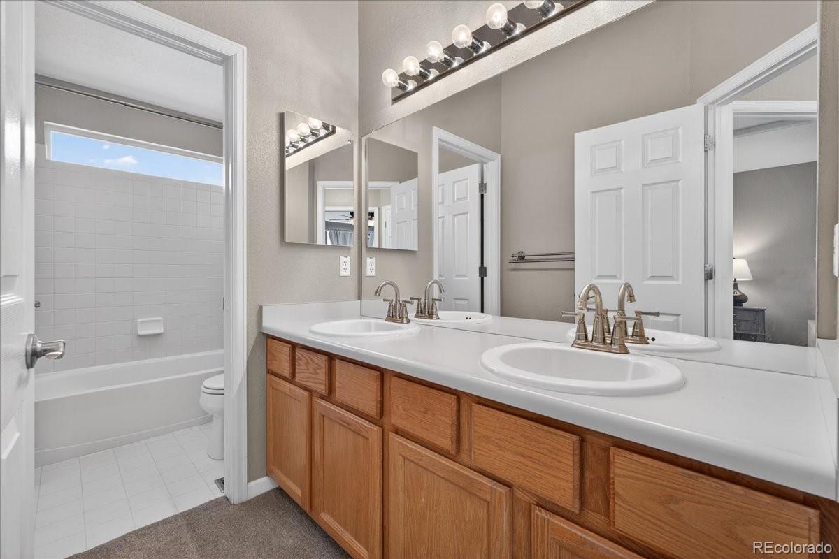 5421 S Bahama Court Centennial CO 80015