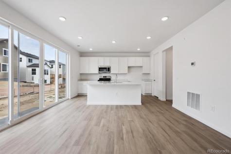 489 S Salida Street Aurora CO 80017