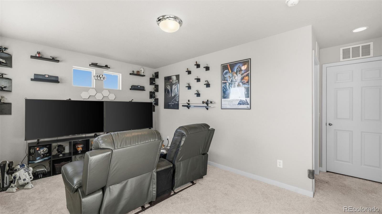 5872 Thurless Lane Colorado Springs CO 80927