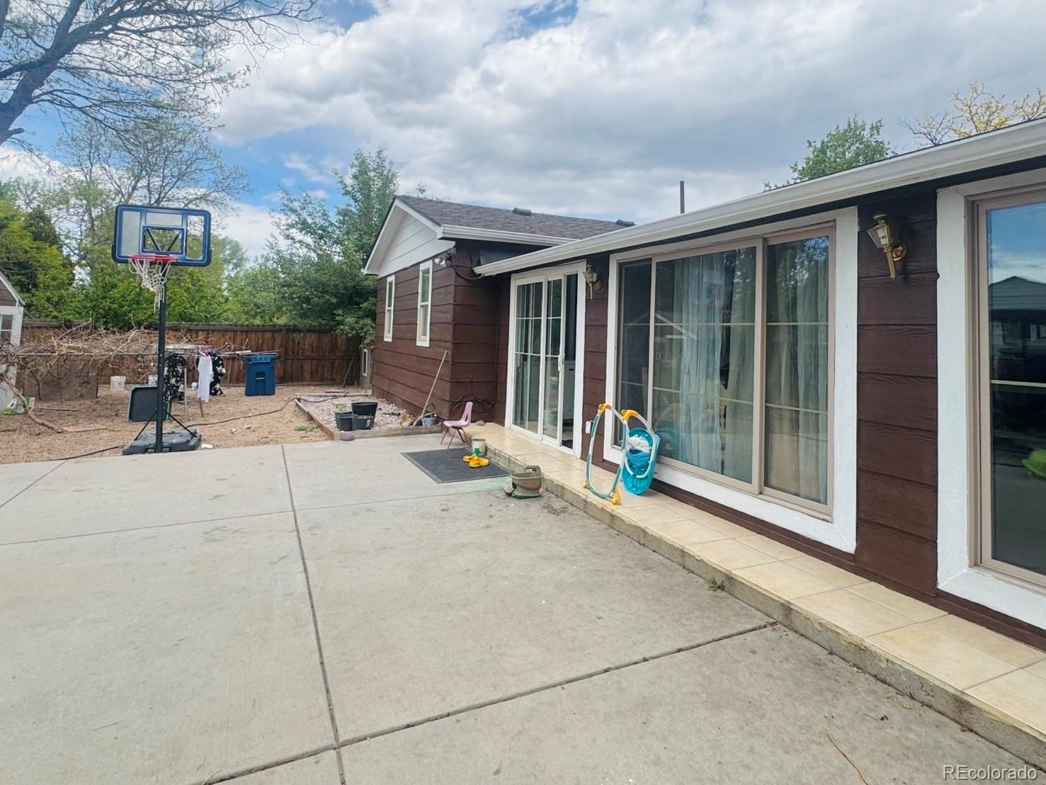 823 S Moline Street Aurora CO 80012