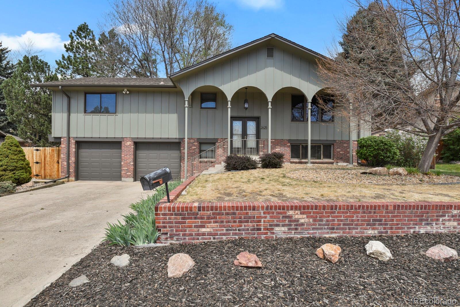 2625 S Ammons Way Lakewood CO 80227