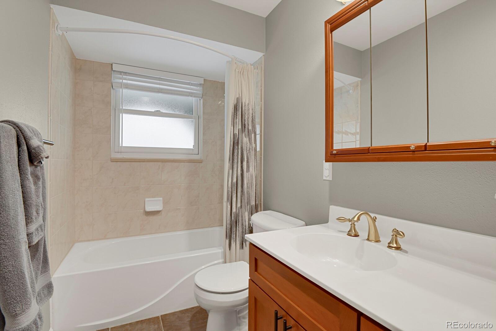 2625 S Ammons Way Lakewood CO 80227