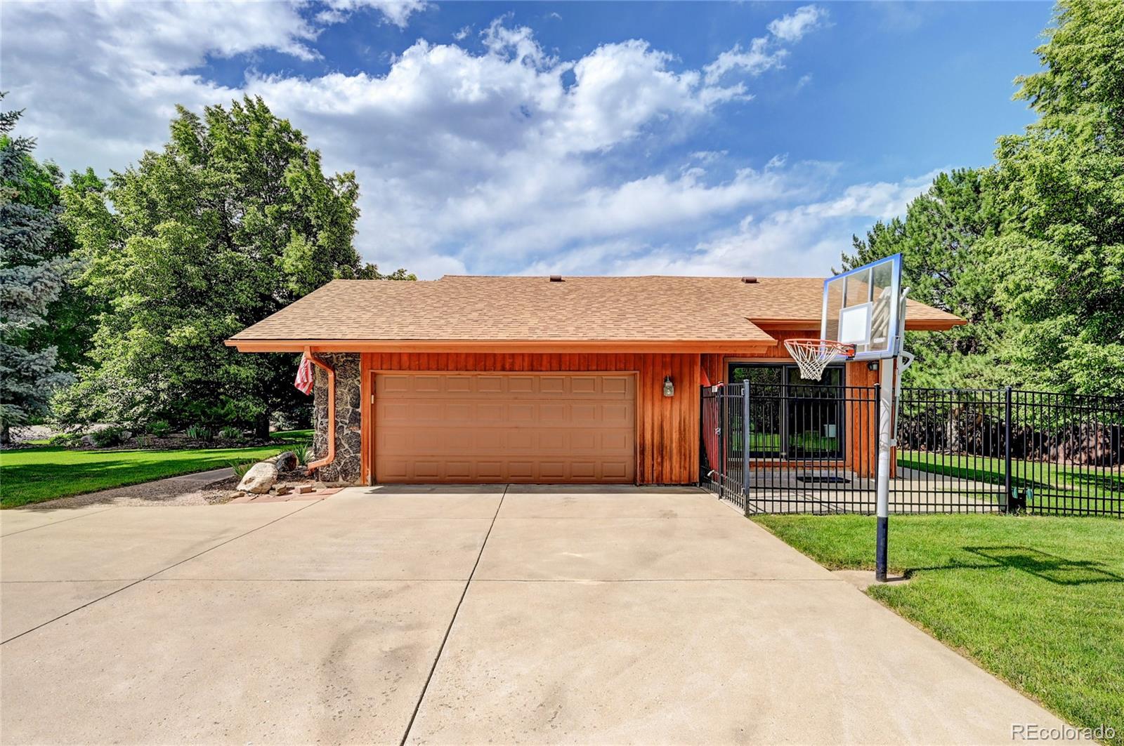 4440 Sombrero Circle Bow Mar CO 80123