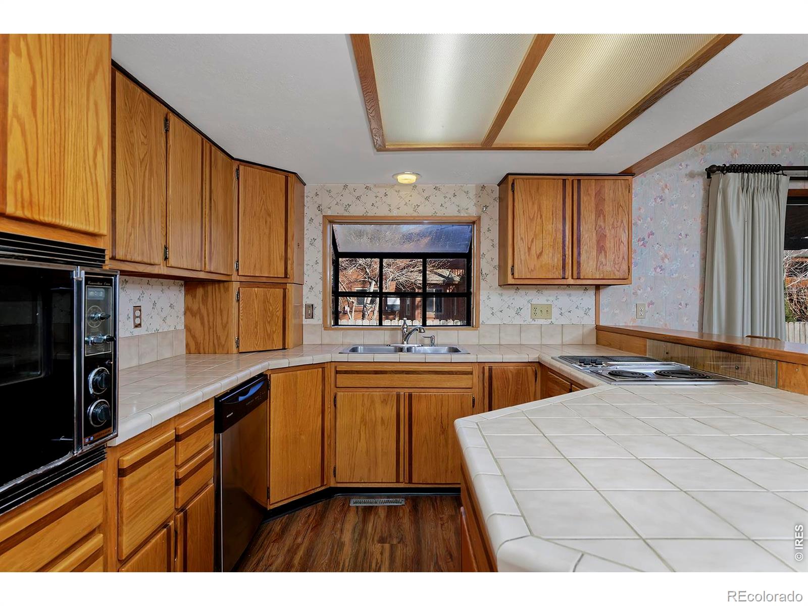570 W Ash Street Louisville CO 80027