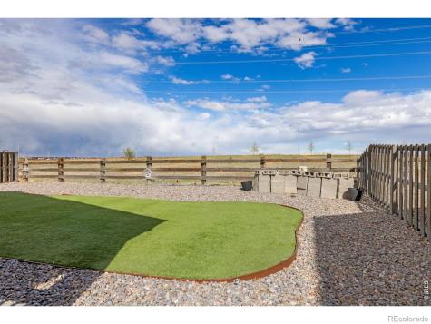 322 N Patsburg Street Aurora CO 80018