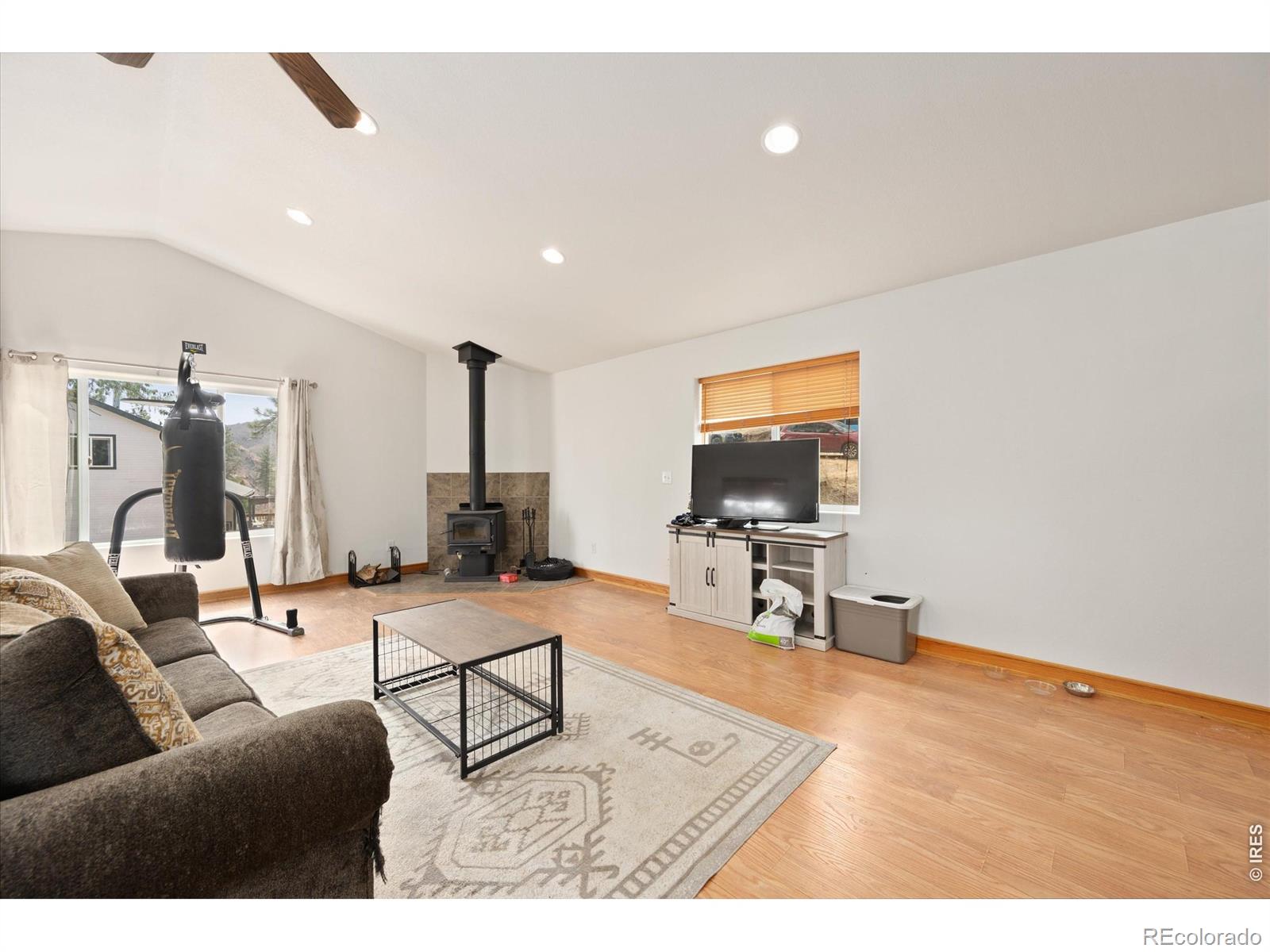 842 Unger Mountain Road Bellvue CO 80512