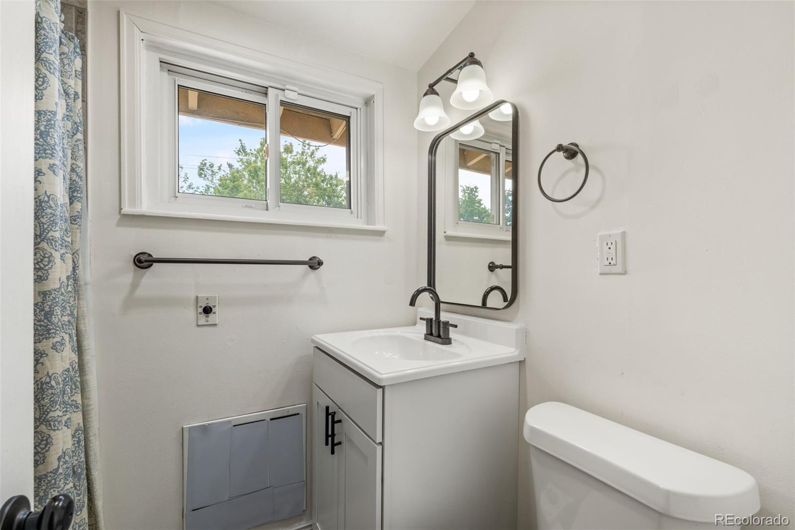 7941 Zuni Street Denver CO 80221