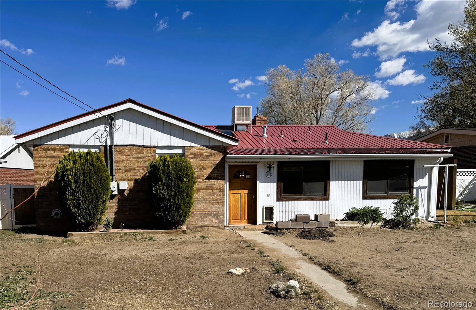 1422 I Street Salida CO 81201