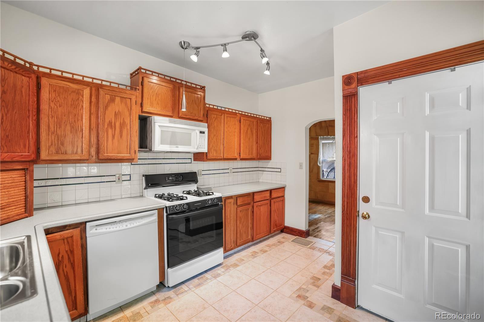 2307 N Greenwood Pueblo CO 81003