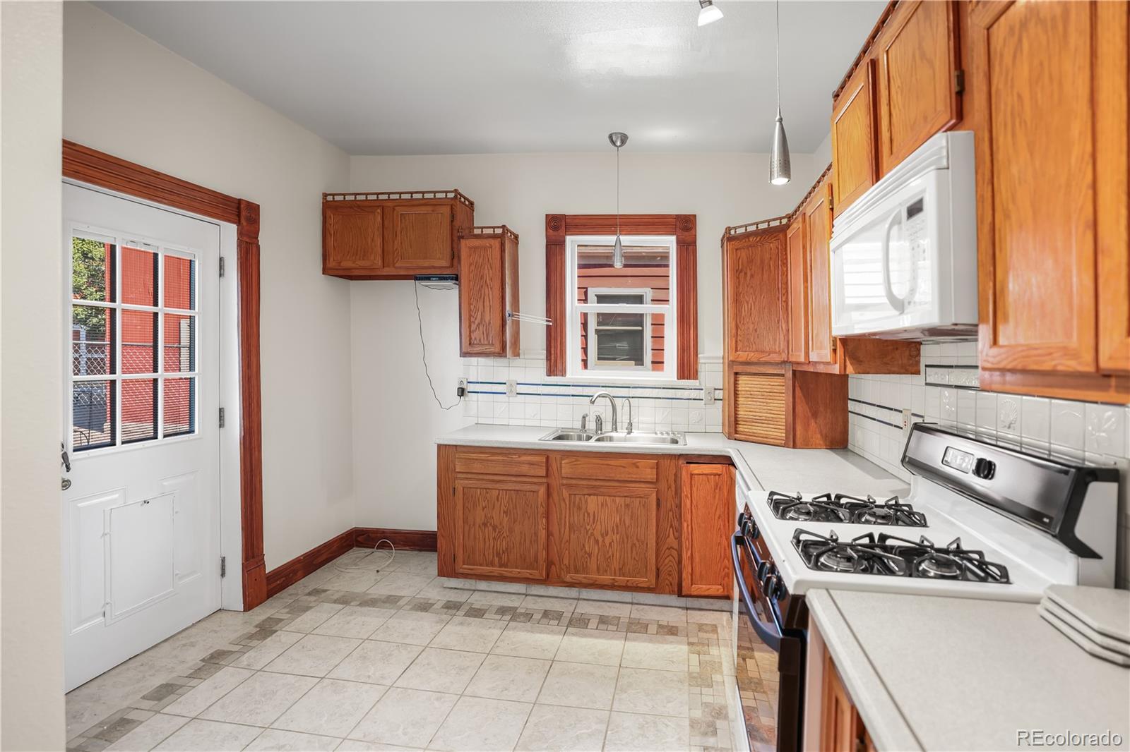 2307 N Greenwood Pueblo CO 81003