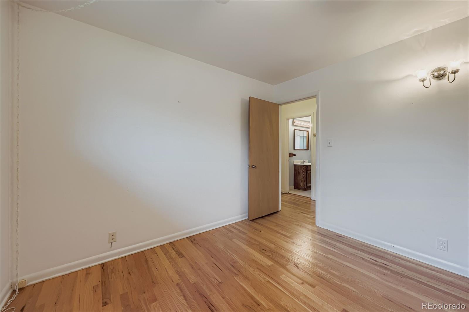 1693 S Elm Street Denver CO 80222