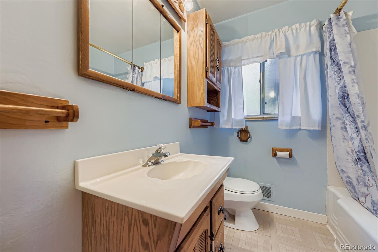 1693 S Elm Street Denver CO 80222