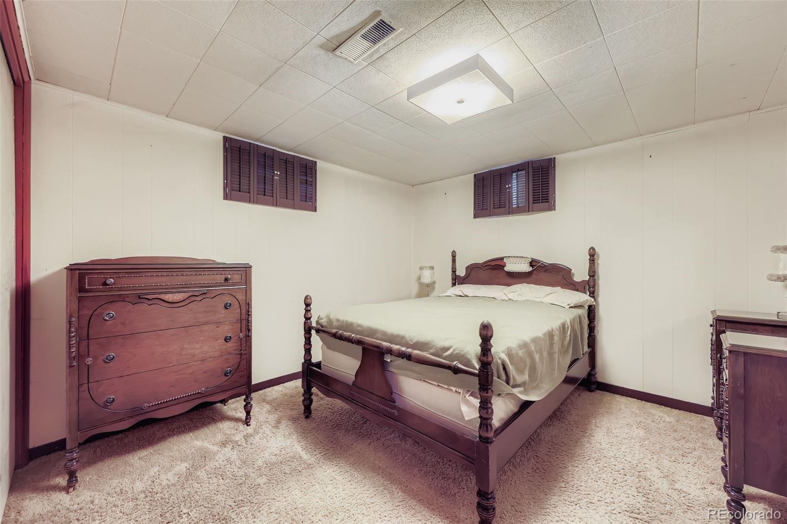 1693 S Elm Street Denver CO 80222