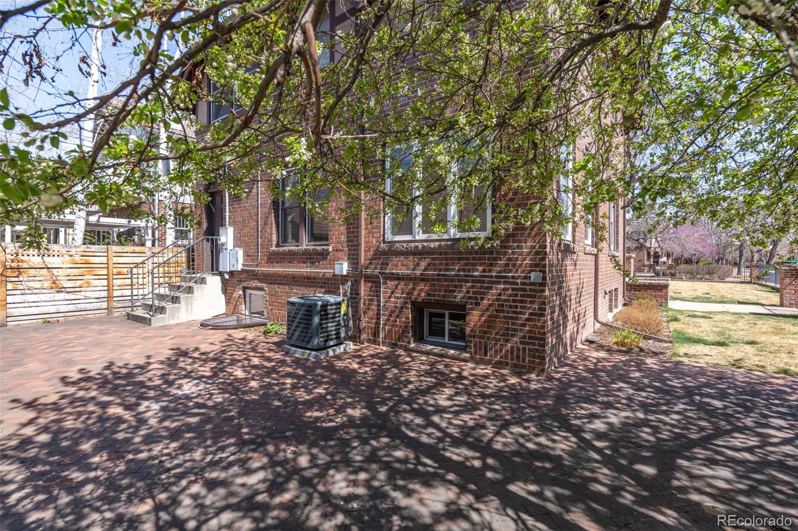 2833 E 8th Avenue Denver CO 80206