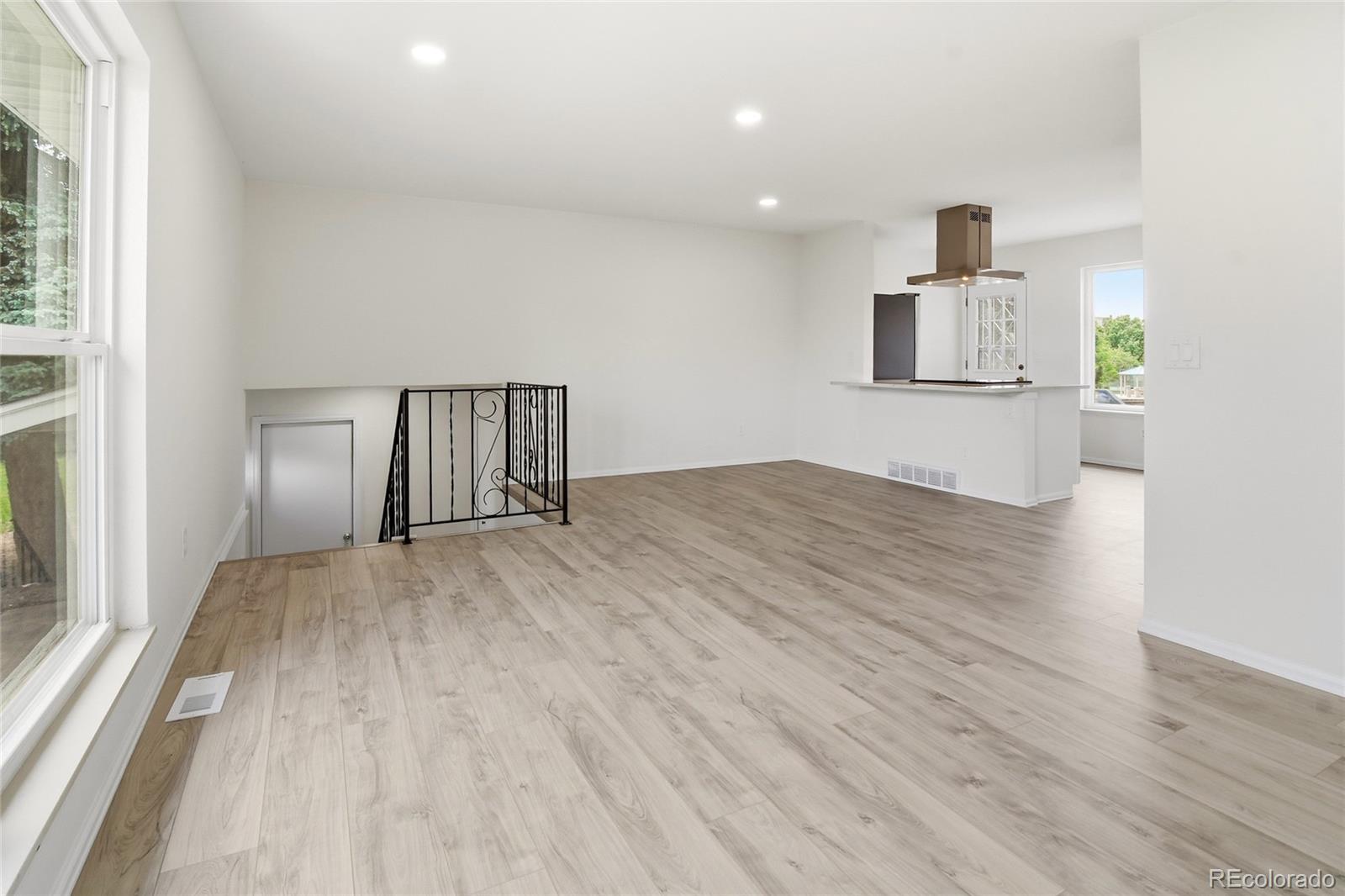 3227 S Hoyt Way Lakewood CO 80227