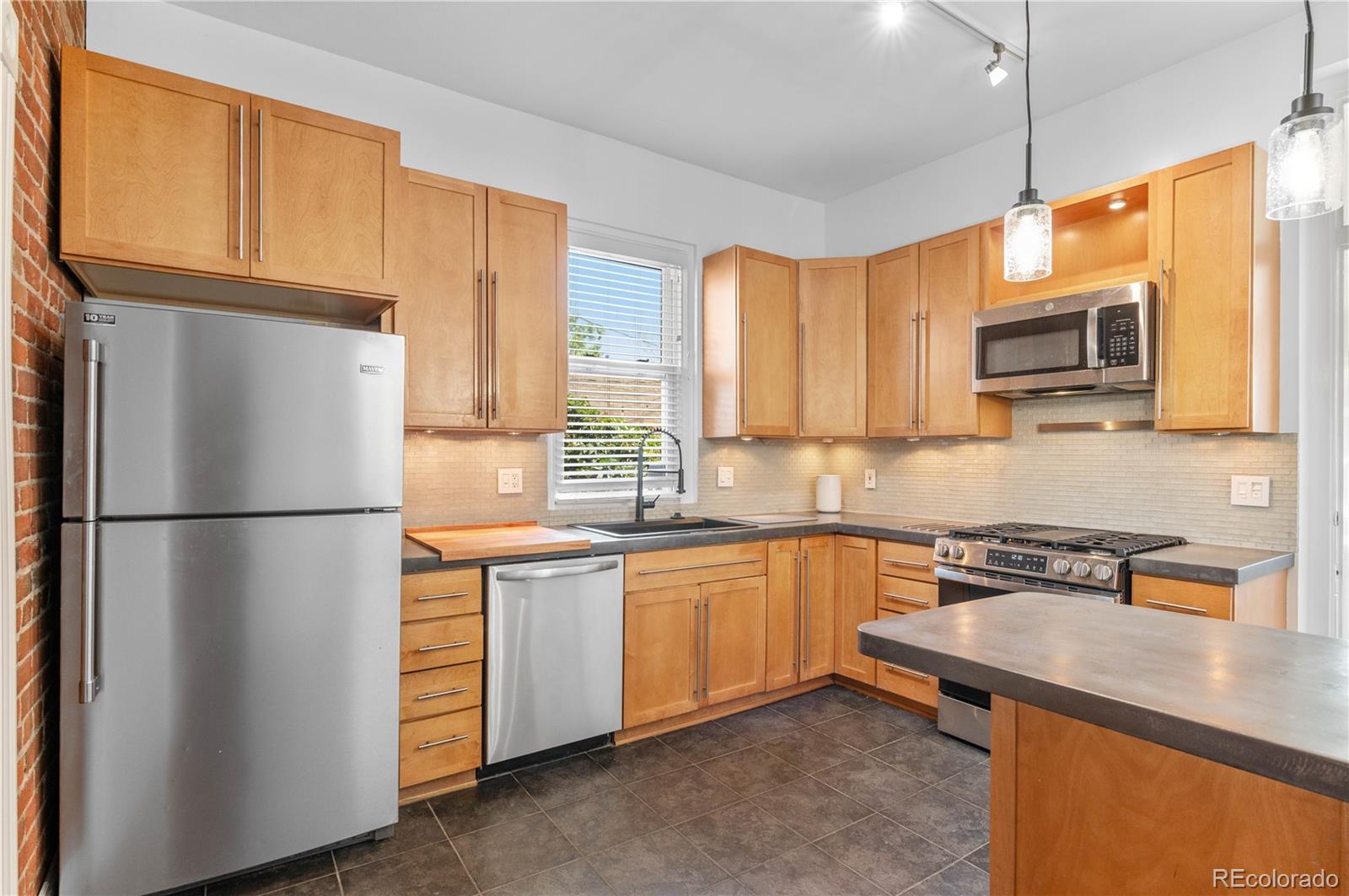 2952 Champa Street Denver CO 80205