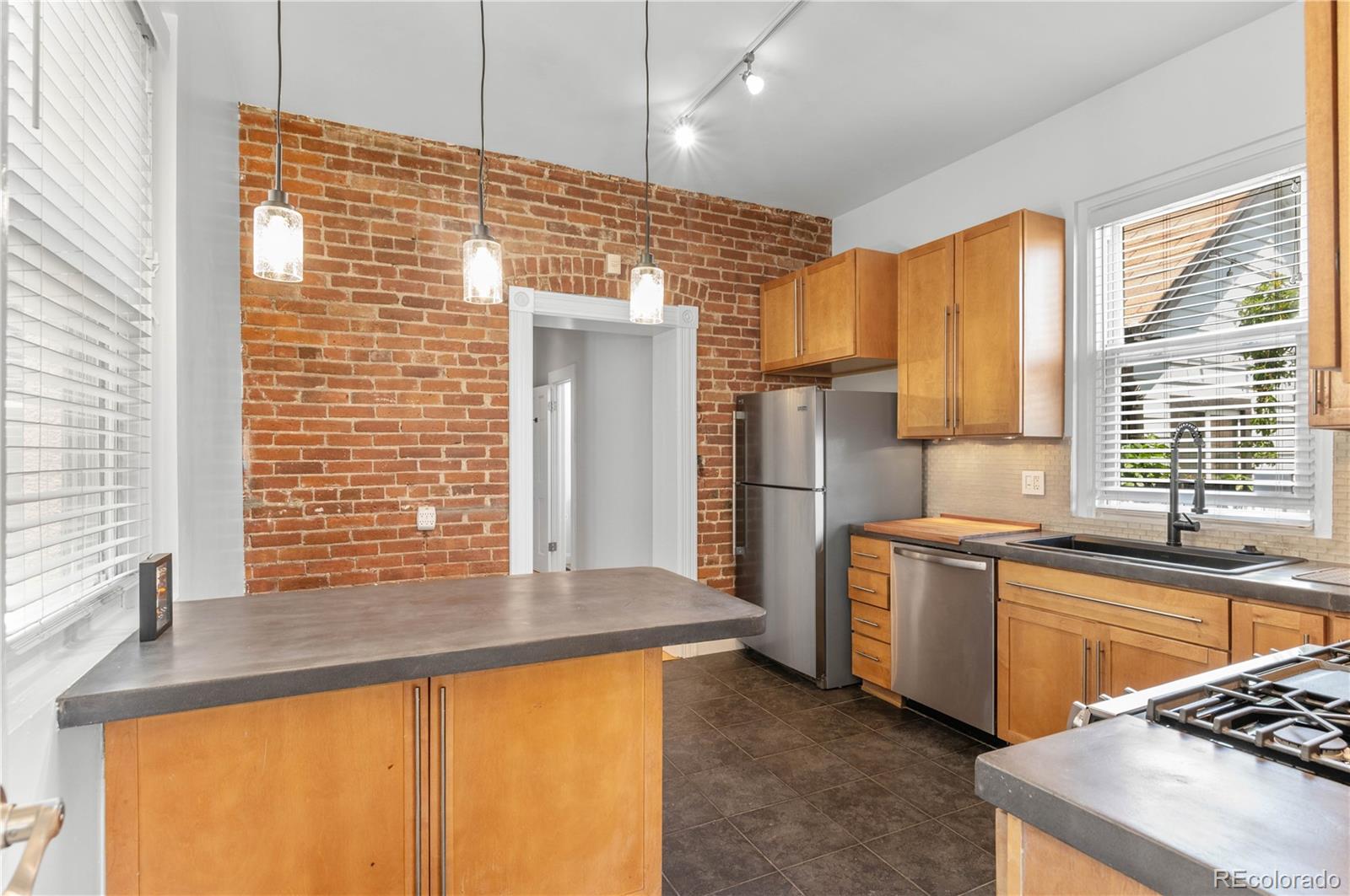 2952 Champa Street Denver CO 80205