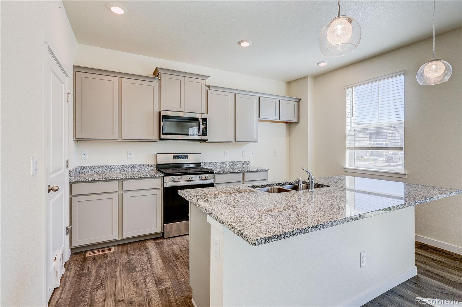 104 Coyote Street Bennett CO 80102
