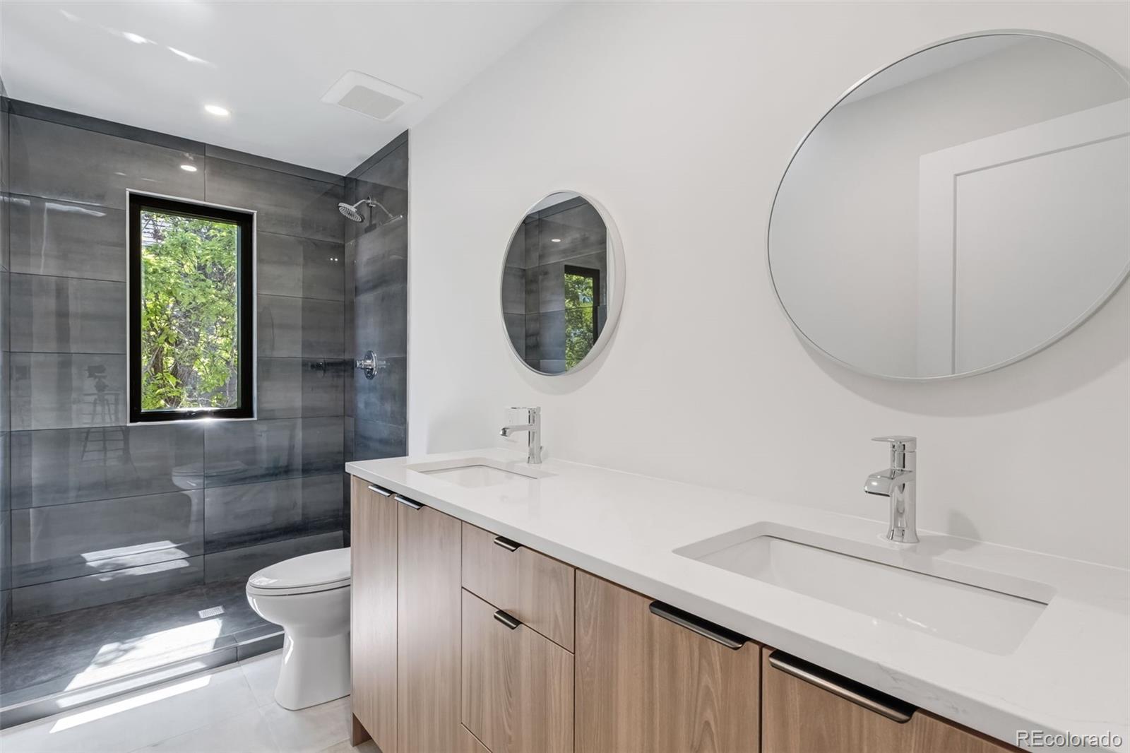 1446 Stuart Street Denver CO 80204