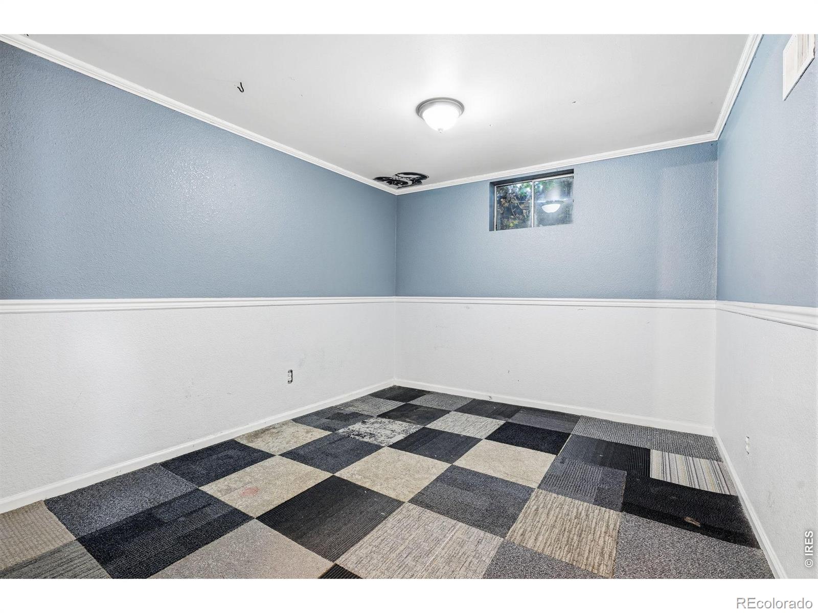 8260 Bluebell Way Denver CO 80221