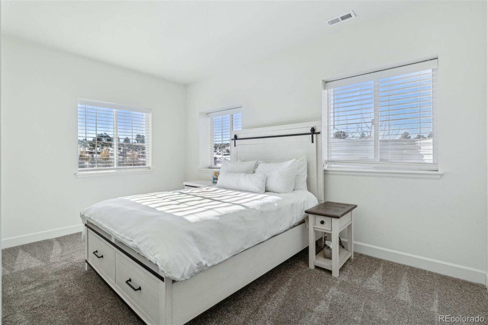 8086 S Grand Baker Way Aurora CO 80016