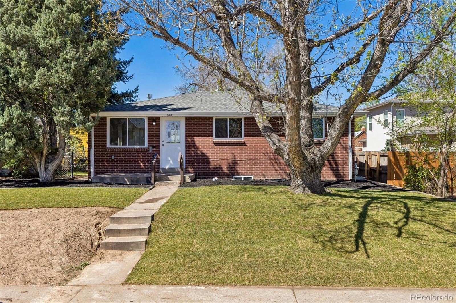 Denver CO, 363 S Ivy