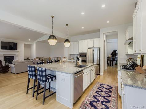 27460 E Lakeview Drive Aurora CO 80016