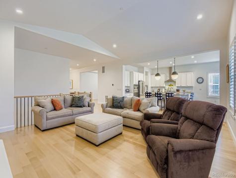 27460 E Lakeview Drive Aurora CO 80016