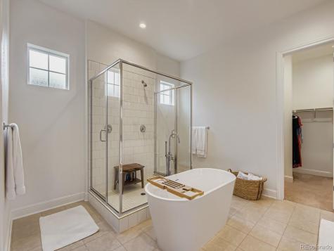 27460 E Lakeview Drive Aurora CO 80016