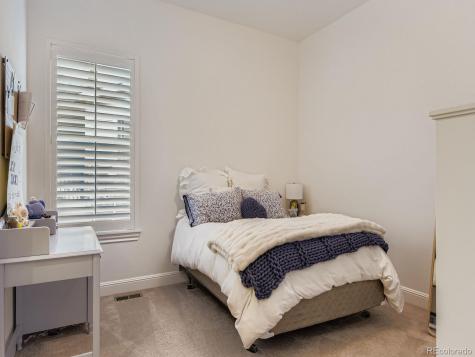 27460 E Lakeview Drive Aurora CO 80016