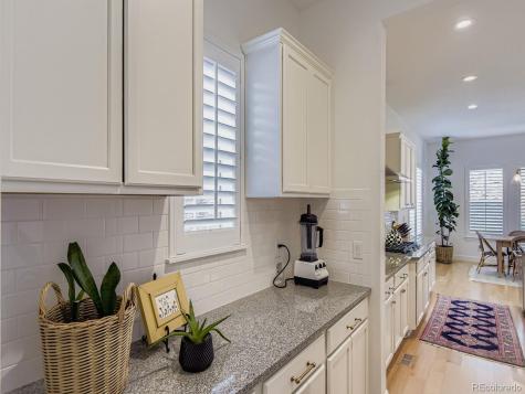 27460 E Lakeview Drive Aurora CO 80016