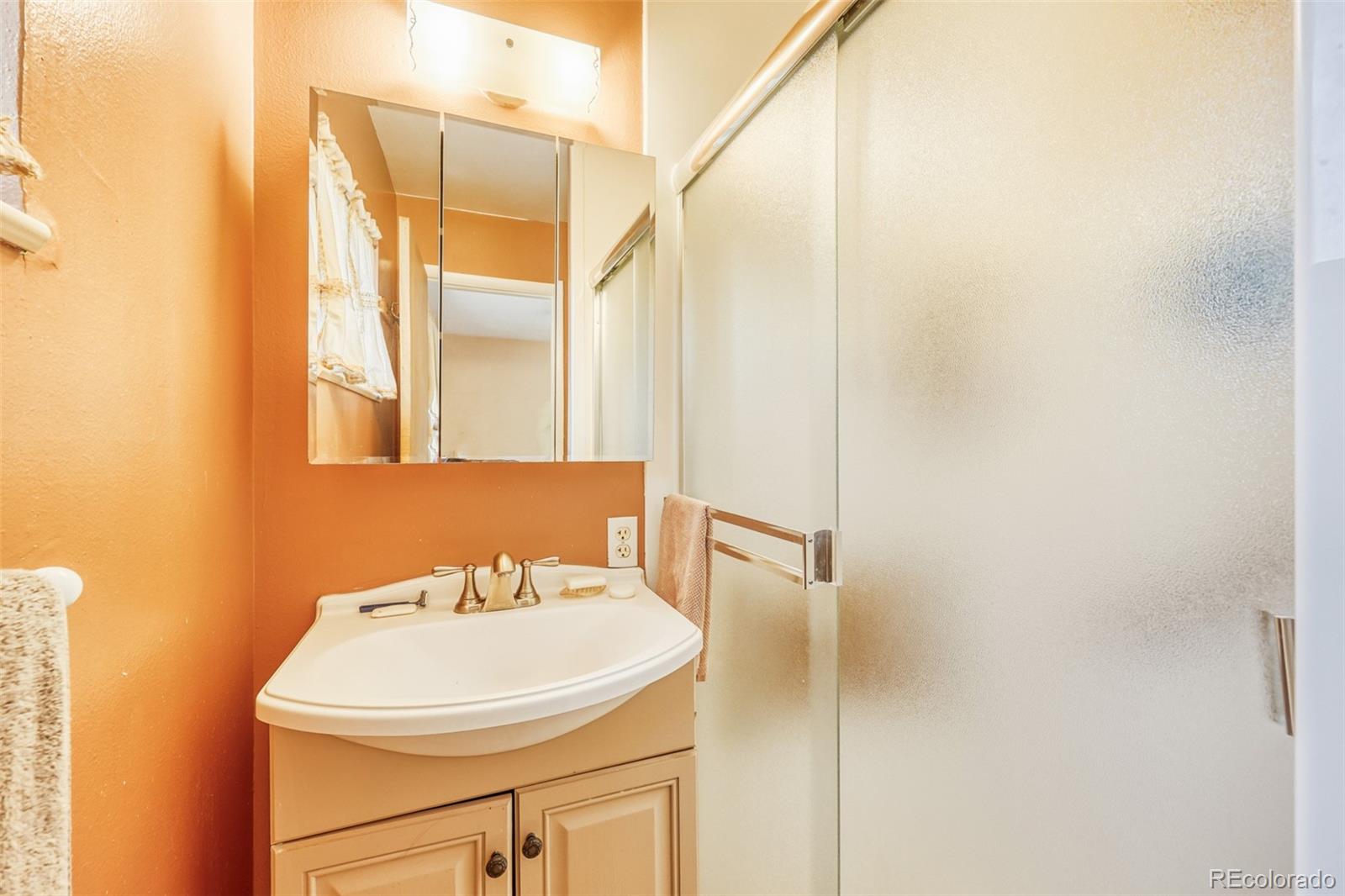 5164 W Columbia Place Denver CO 80236