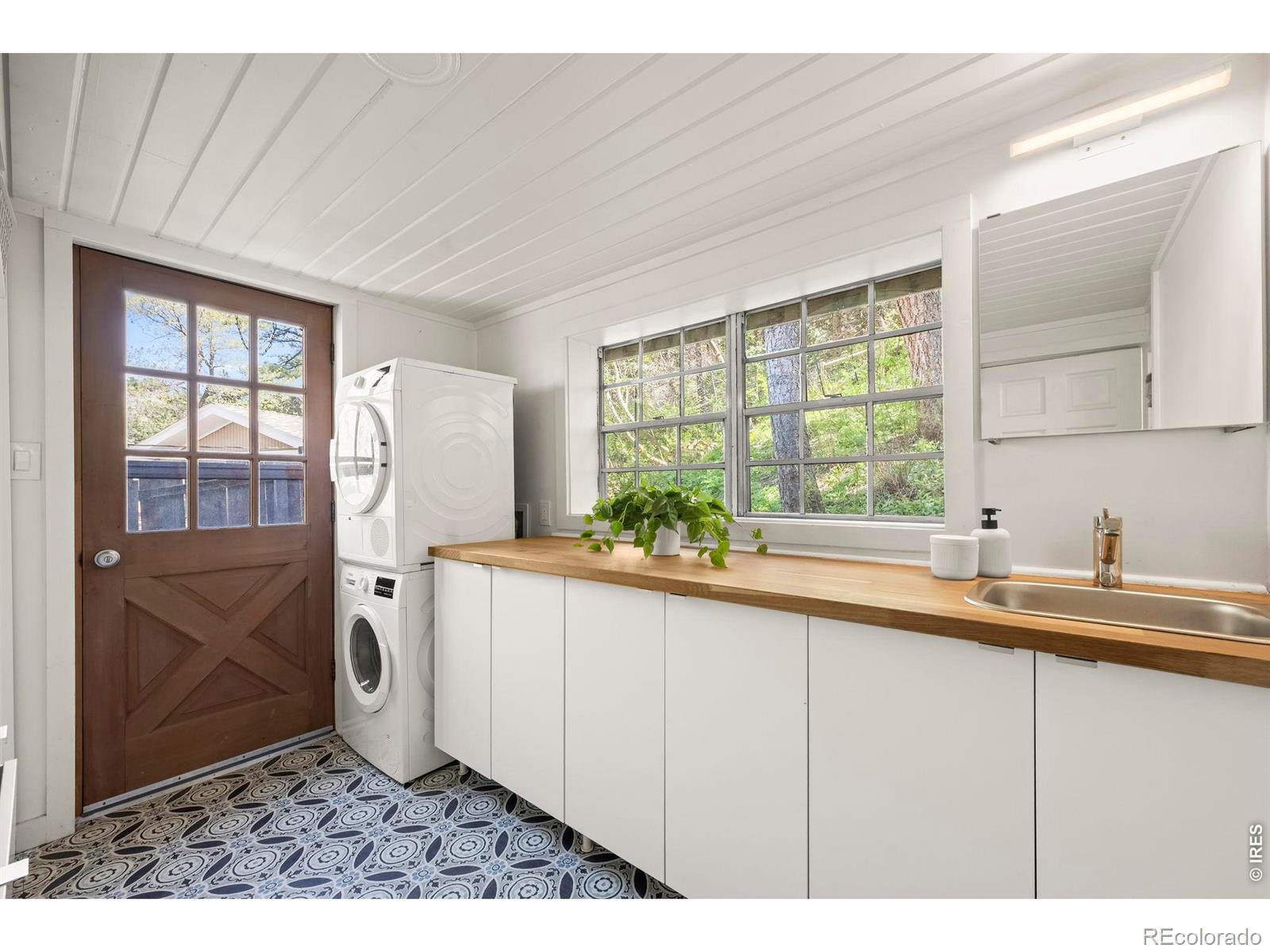 41 Silver Spruce Boulder CO 80302