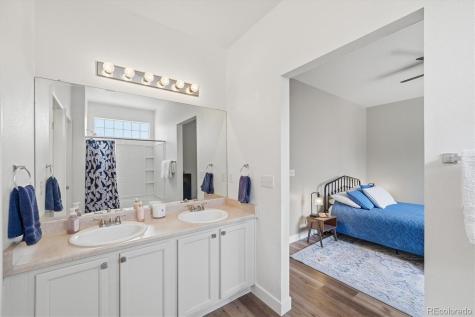 2538 S Andes Circle Aurora CO 80013