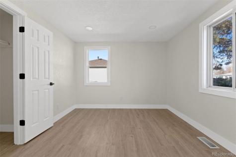 5423 Saulsbury Court Arvada CO 80002