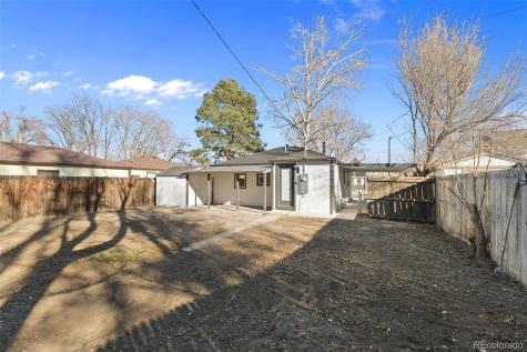 5423 Saulsbury Court Arvada CO 80002