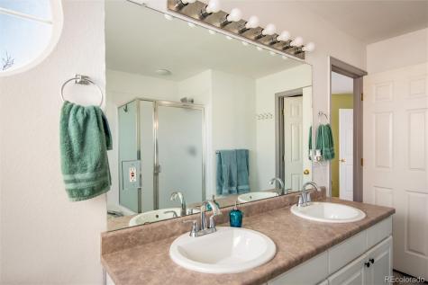 19805 E 58th Place Aurora CO 80019