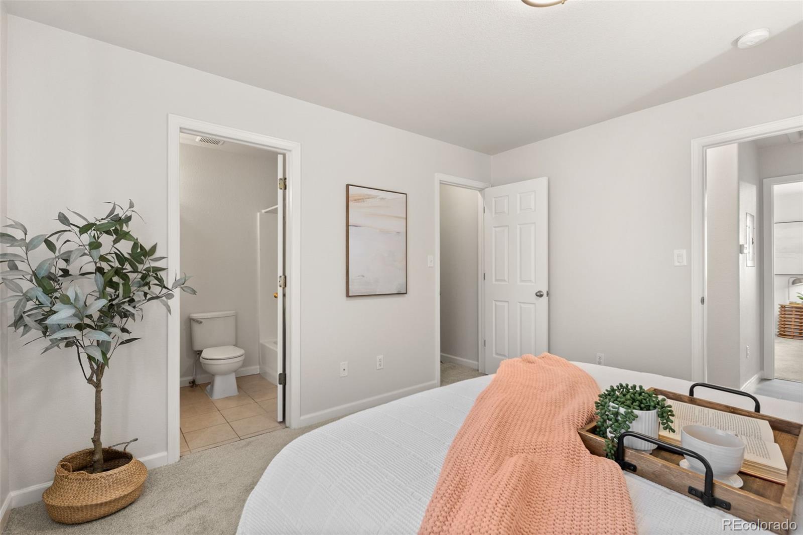 879 S Newton Street Denver CO 80219