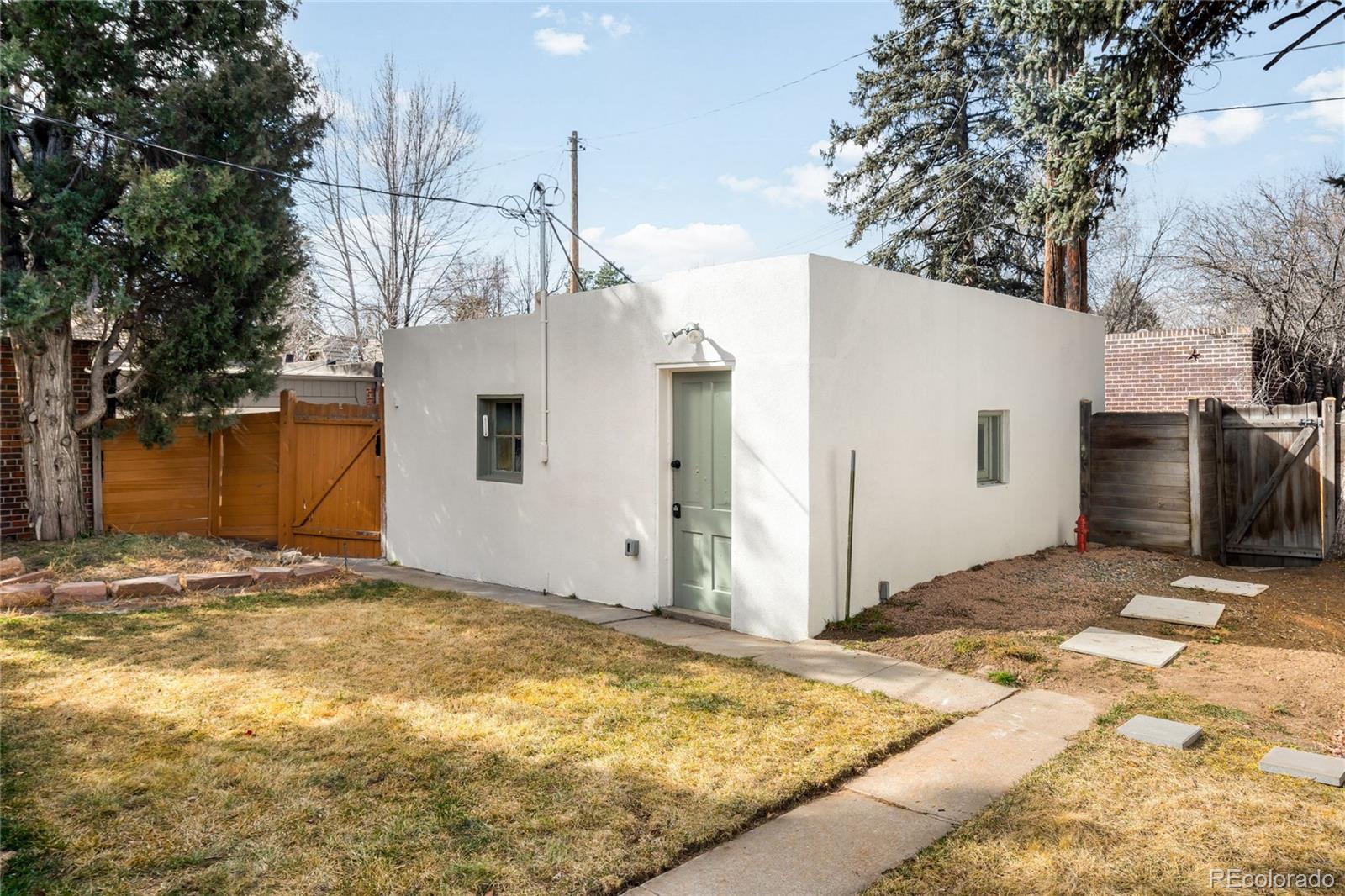 1727 Dahlia Street Denver CO 80220