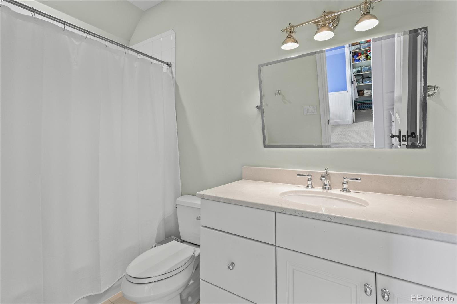 15478 Mountain View Circle Broomfield CO 80023