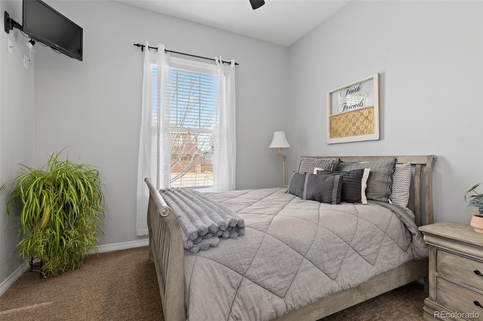 10996 Glengate Circle Highlands Ranch CO 80130