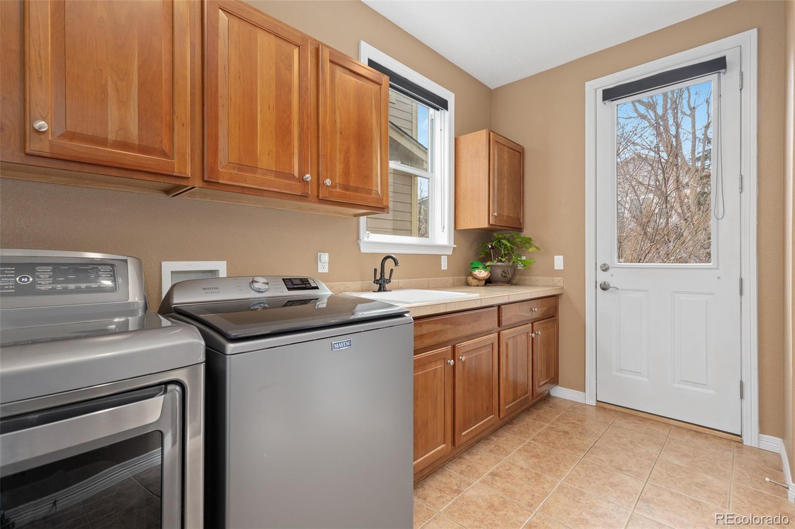 10996 Glengate Circle Highlands Ranch CO 80130