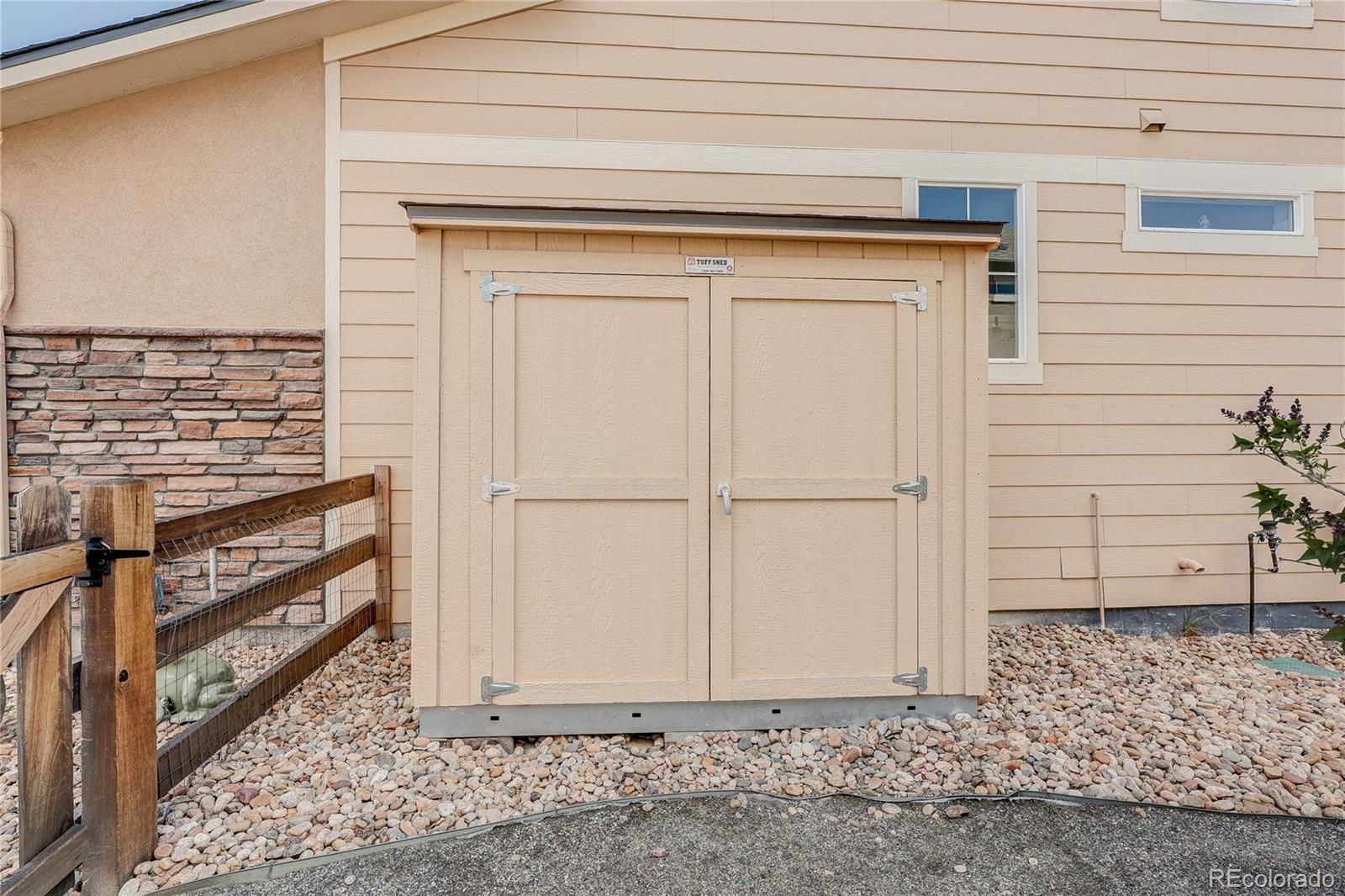 2246 Front Range Court Erie CO 80516