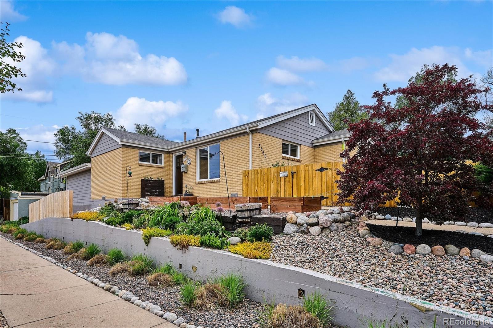 3560 N Steele Street Denver CO 80205