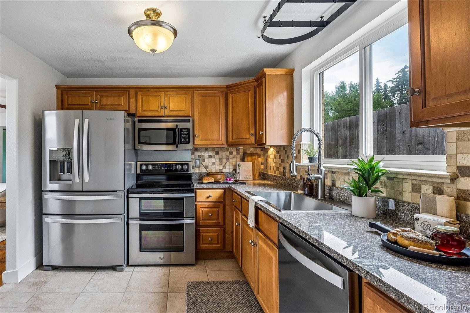 3560 N Steele Street Denver CO 80205
